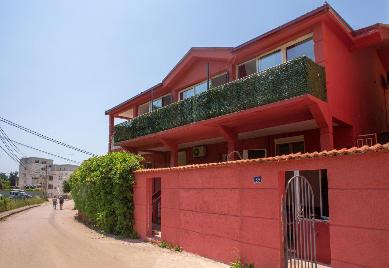 Family Apartments Vukcevic Canj Exterior photo