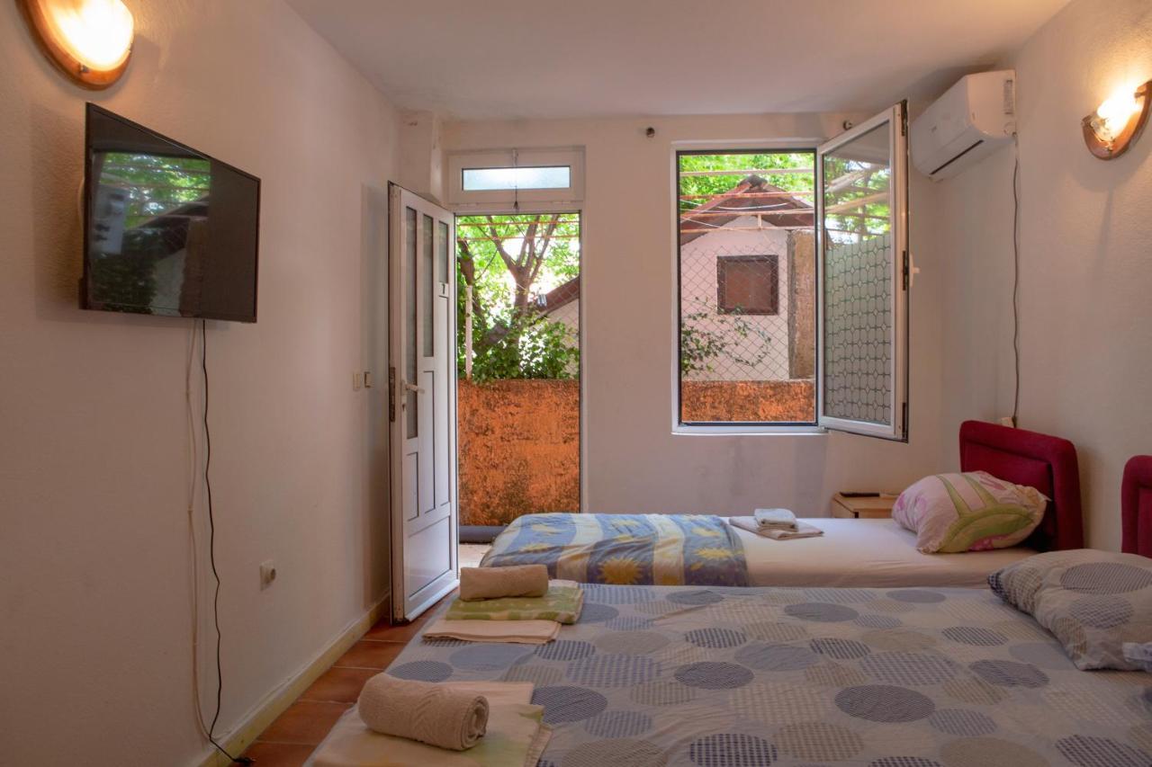 Family Apartments Vukcevic Canj Exterior photo